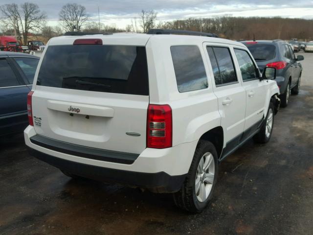 1J4NF1GB1BD250340 - 2011 JEEP PATRIOT SP WHITE photo 4