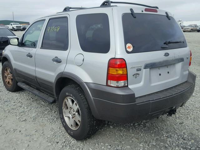 1FMYU03155KC05381 - 2005 FORD ESCAPE XLT SILVER photo 3