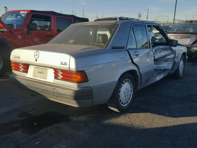 WDBDA29D5MF802688 - 1991 MERCEDES-BENZ 190 E 2.6 GRAY photo 4