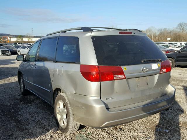 5TDBA23C75S051118 - 2005 TOYOTA SIENNA LE SILVER photo 3