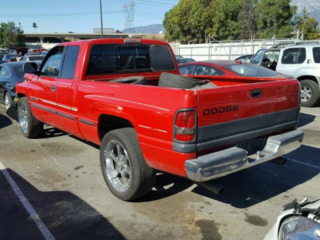 1B7HC13ZXWJ111930 - 1998 DODGE RAM 1500 RED photo 3