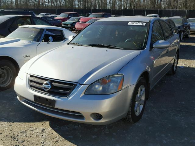 1N4AL11D93C131259 - 2003 NISSAN ALTIMA BAS SILVER photo 2