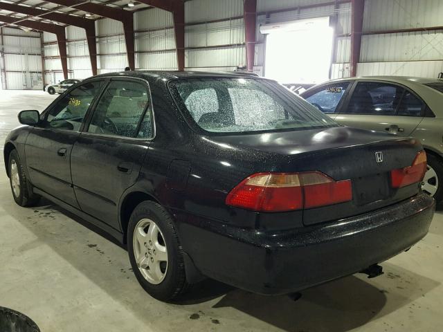 1HGCG1651YA070616 - 2000 HONDA ACCORD EX BLACK photo 3