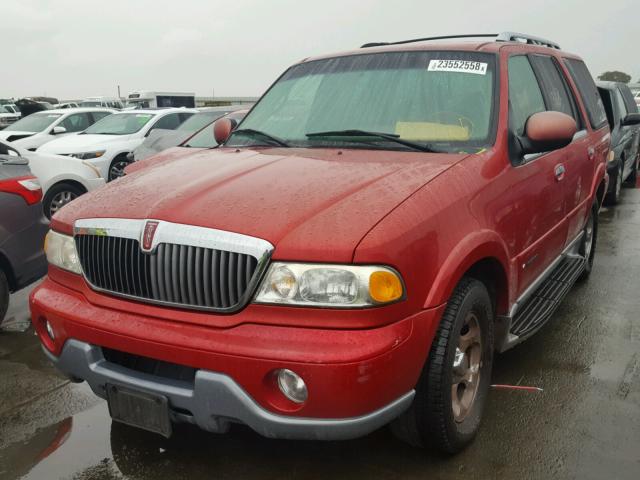 5LMRU27A4YLJ11062 - 2000 LINCOLN NAVIGATOR წითელი ფოტო 2