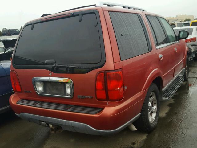 5LMRU27A4YLJ11062 - 2000 LINCOLN NAVIGATOR RED photo 4