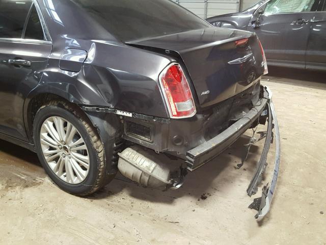 2C3CCARG9DH585631 - 2013 CHRYSLER 300 GRAY photo 9