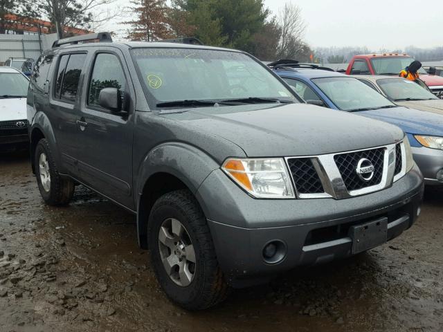 5N1AR18W05C782813 - 2005 NISSAN PATHFINDER GRAY photo 1