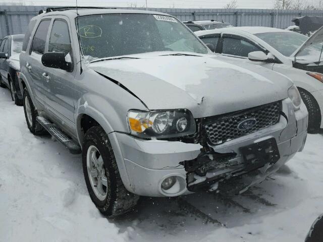 1FMCU94156KD44750 - 2006 FORD ESCAPE LIM SILVER photo 1