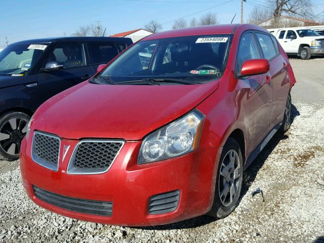 5Y2SP67029Z413821 - 2009 PONTIAC VIBE RED photo 2