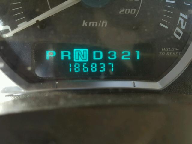 3GYEK63N02G228423 - 2002 CADILLAC ESCALADE E GOLD photo 8