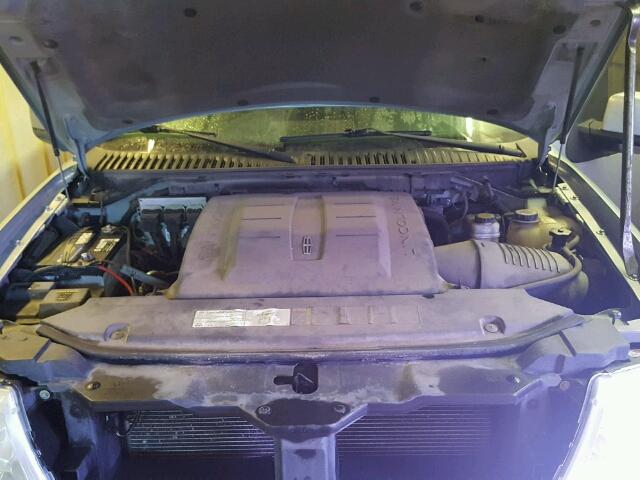5LMFU28516LJ20738 - 2006 LINCOLN NAVIGATOR SILVER photo 7
