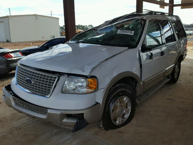 1FMFU17515LA73224 - 2005 FORD EXPEDITION WHITE photo 2