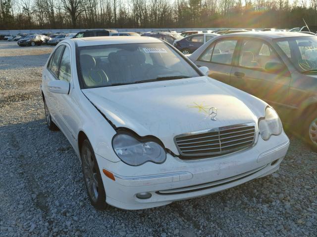 WDBRF40J84A562801 - 2004 MERCEDES-BENZ C 230K SPO WHITE photo 1