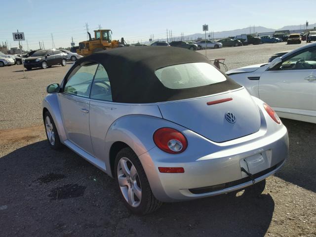 3VWSF31Y36M319036 - 2006 VOLKSWAGEN NEW BEETLE SILVER photo 3