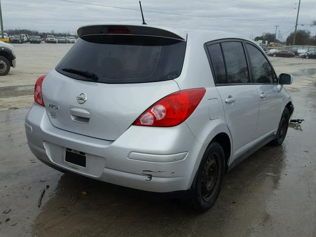 3N1BC13E38L372916 - 2008 NISSAN VERSA S SILVER photo 4