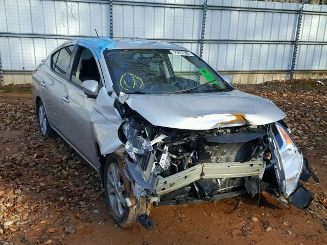 3N1CN7AP6FL900659 - 2015 NISSAN VERSA S SILVER photo 1