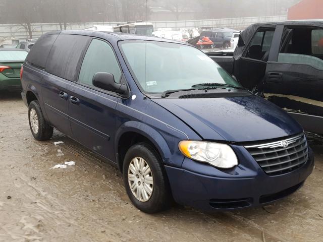 2C4GP44R55R325220 - 2005 CHRYSLER TOWN & COU BLUE photo 1