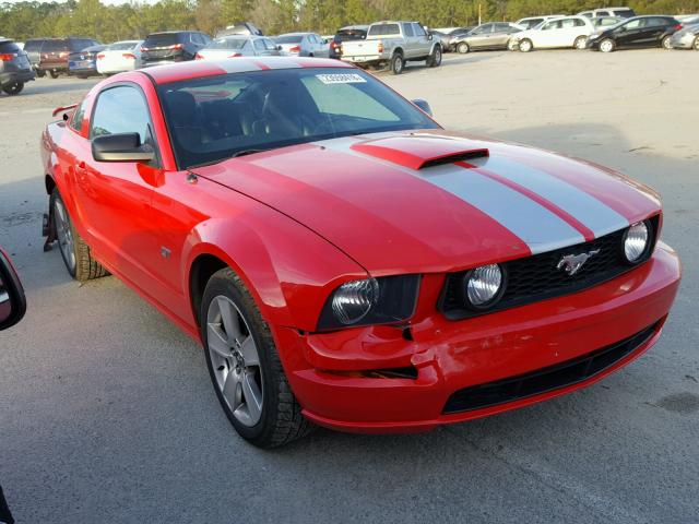 1ZVFT82H875349078 - 2007 FORD MUSTANG GT RED photo 1