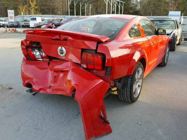 1ZVFT82H875349078 - 2007 FORD MUSTANG GT RED photo 4