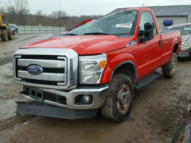 1FTBF2B65GEC40713 - 2016 FORD F250 SUPER RED photo 2