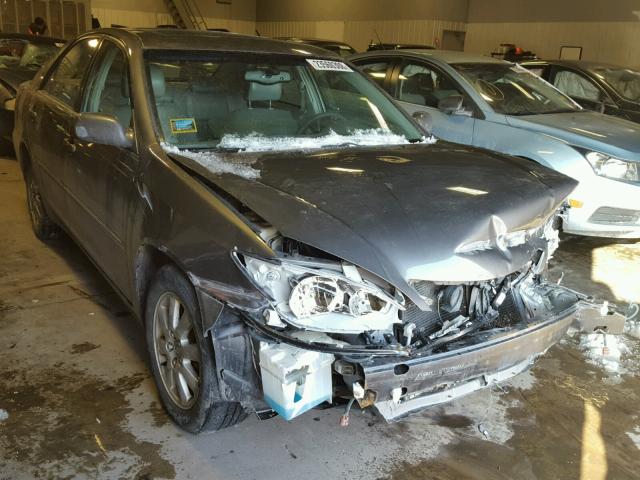 4T1BE32K52U591718 - 2002 TOYOTA CAMRY LE GRAY photo 1