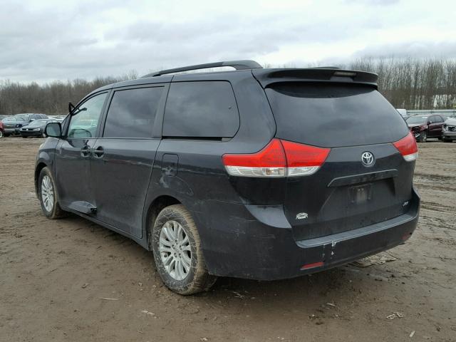 5TDYK3DC7BS031264 - 2011 TOYOTA SIENNA XLE BLACK photo 3