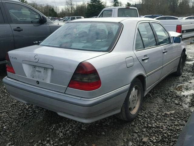 WDBHA23G9WA618892 - 1998 MERCEDES-BENZ C 230 SILVER photo 4