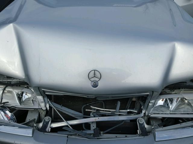 WDBHA23G9WA618892 - 1998 MERCEDES-BENZ C 230 SILVER photo 7