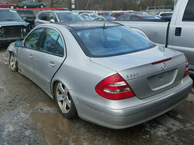 WDBUF65J73A224416 - 2003 MERCEDES-BENZ E 320 SILVER photo 3