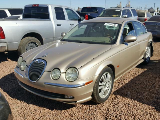 SAJEA01U34HN07634 - 2004 JAGUAR S-TYPE 4.2 GOLD photo 2