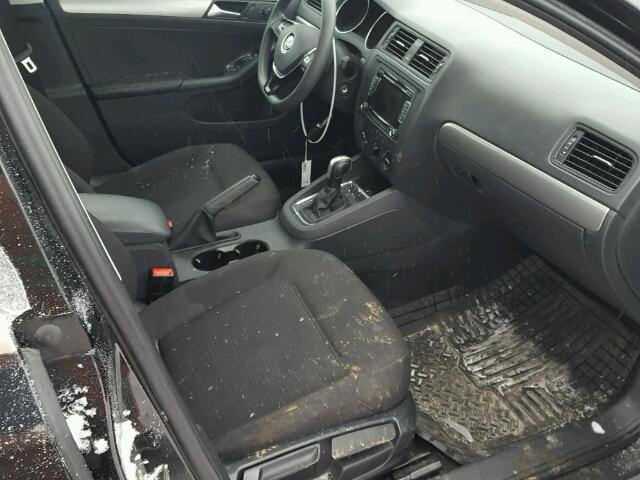 3VW2K7AJ1FM242589 - 2015 VOLKSWAGEN JETTA BASE BLACK photo 5