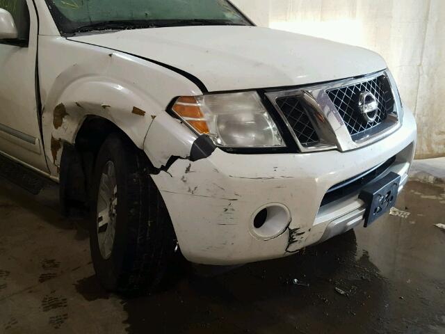 5N1AR18B28C637113 - 2008 NISSAN PATHFINDER WHITE photo 9