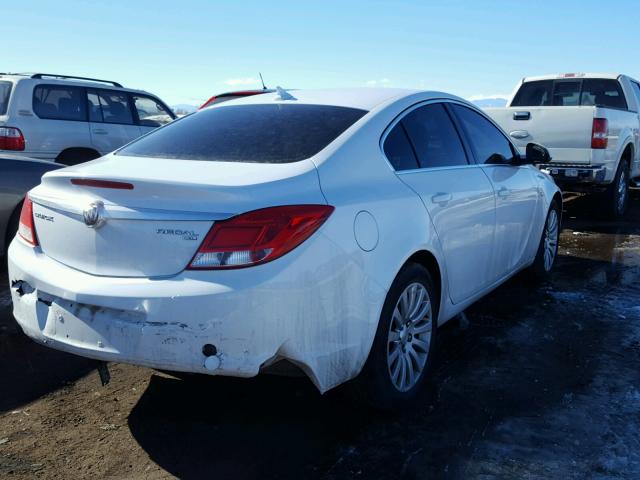 W04GN5ECXB1057717 - 2011 BUICK REGAL CXL WHITE photo 4