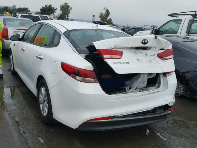 KNAGT4L36G5106756 - 2016 KIA OPTIMA LX WHITE photo 3