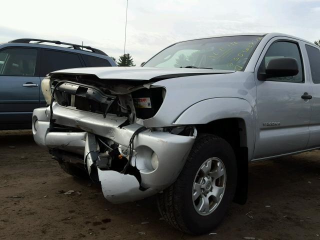 5TEUU42NX7Z453753 - 2007 TOYOTA TACOMA ACC SILVER photo 10