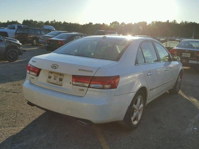 5NPEU46F58H298458 - 2008 HYUNDAI SONATA SE WHITE photo 4