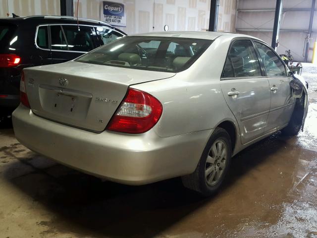 4T1BF30K43U547176 - 2003 TOYOTA CAMRY LE SILVER photo 4