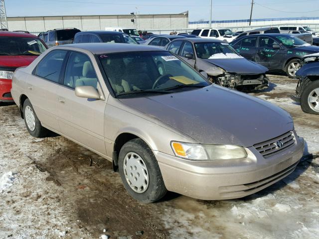 4T1BG22K3XU546322 - 1999 TOYOTA CAMRY CE GOLD photo 1