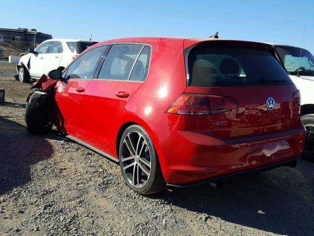 3VW447AU3HM014111 - 2017 VOLKSWAGEN GTI S/SE RED photo 3