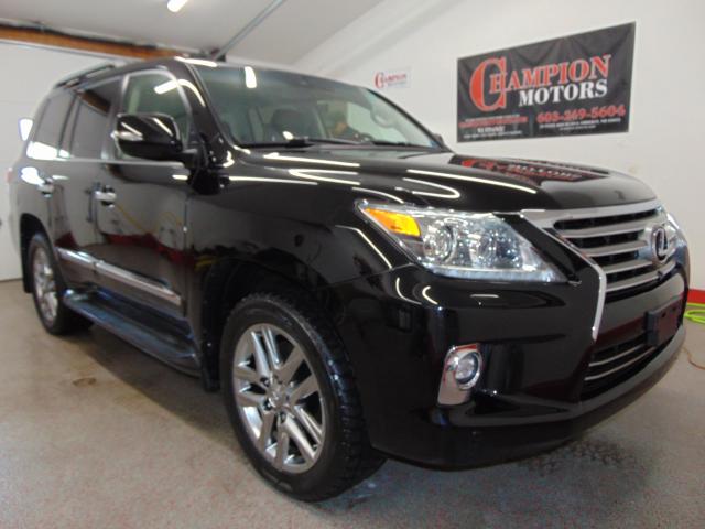 JTJHY7AX1E4132844 - 2014 LEXUS LX 570 BLACK photo 2