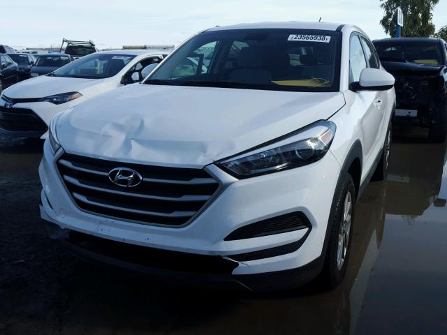 KM8J23A42HU466692 - 2017 HYUNDAI TUCSON SE WHITE photo 2