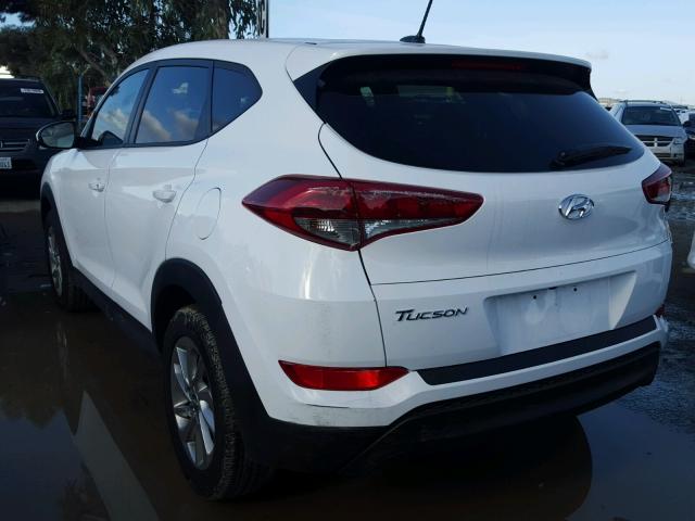 KM8J23A42HU466692 - 2017 HYUNDAI TUCSON SE WHITE photo 3