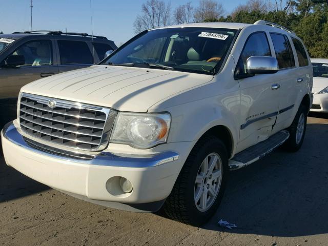 1A8HX58P57F528632 - 2007 CHRYSLER ASPEN LIMI WHITE photo 2