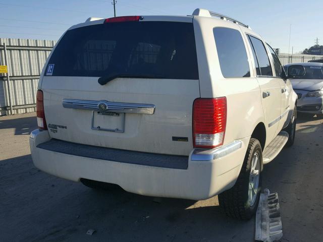 1A8HX58P57F528632 - 2007 CHRYSLER ASPEN LIMI WHITE photo 4