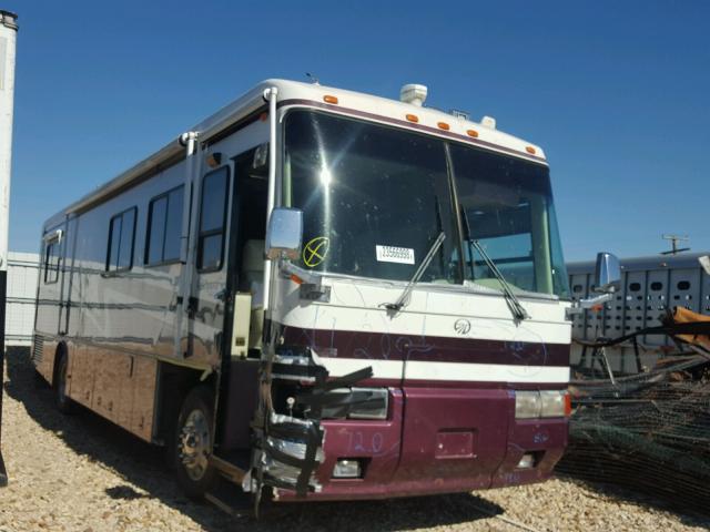1RF120418V2012919 - 1997 ROADMASTER RAIL DYANASTER WHITE photo 1
