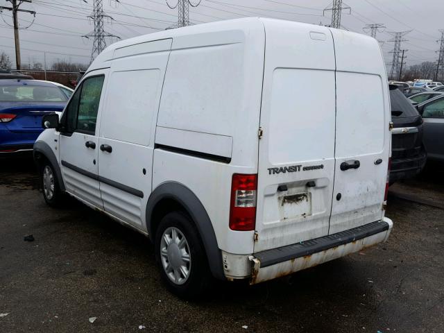 NM0LS7BN5AT038653 - 2010 FORD TRANSIT CO WHITE photo 3