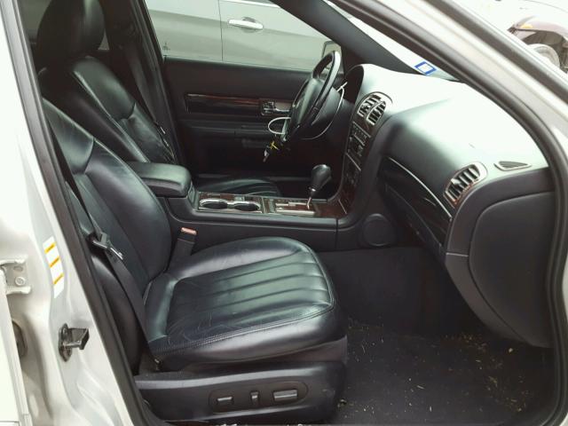 1LNHM86S44Y643498 - 2004 LINCOLN LS 银色 照片 5