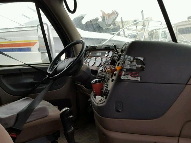 1FUJGLBG5CSBL9346 - 2012 FREIGHTLINER CASCADIA 1 BLUE photo 5