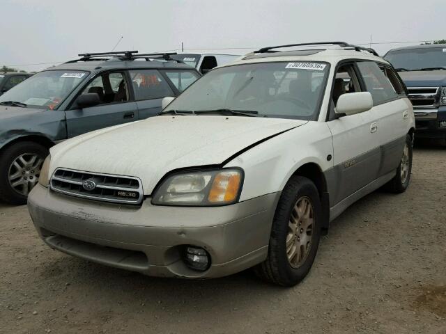 4S3BH806427615679 - 2002 SUBARU LEGACY OUT WHITE photo 2