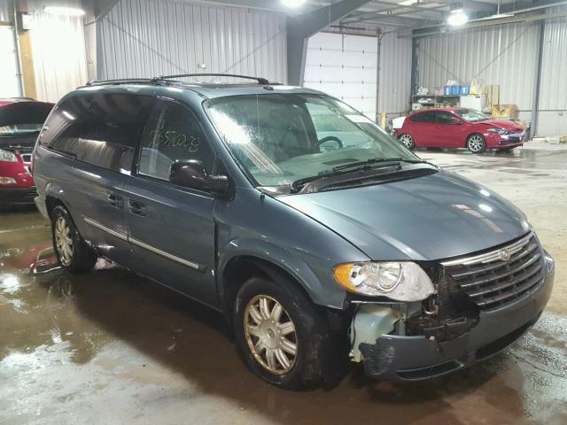 2A4GP54L86R858630 - 2006 CHRYSLER TOWN & COU BLUE photo 1